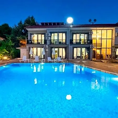 The Halcyon 5* دالامان