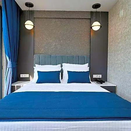 فندق The Halcyon 5*